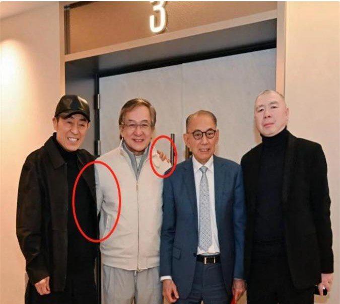 成龍最新動(dòng)態(tài)揭秘，小巷深處的驚喜探索之旅（2025年）