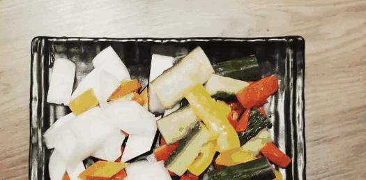 最新食物盛宴，味蕾之旅與友情的味覺(jué)交融