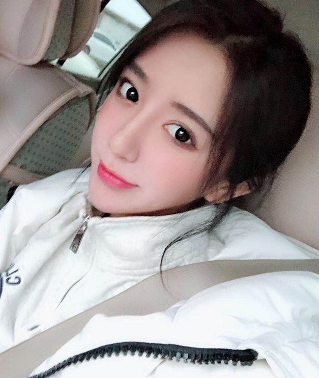 紅人網(wǎng)最新動(dòng)態(tài)，學(xué)習變化，自信助力夢(mèng)想實(shí)現