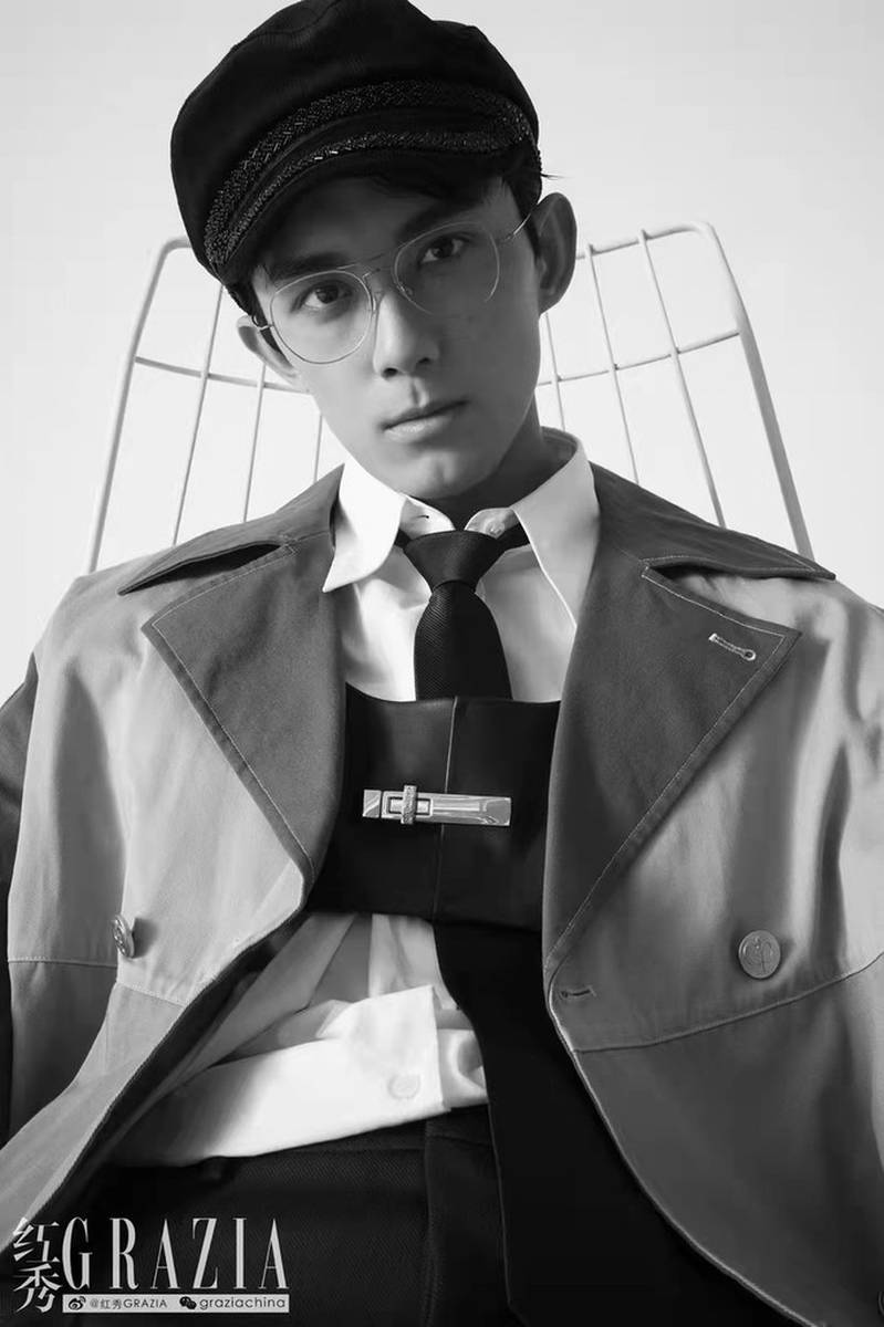 吳磊最新雜志封面，熱血少年的魅力無(wú)限風(fēng)采