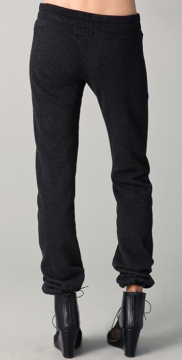 十字褲最新潮流，時(shí)尚潮流還是爭議話(huà)題？