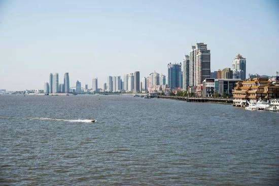 丹東市最新區，時(shí)代印記與發(fā)展見(jiàn)證