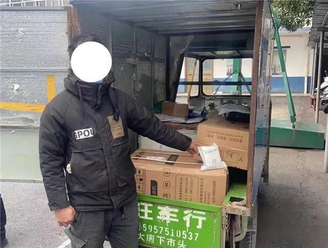 最新快遞員偷快遞現象，原因解析與應對策略