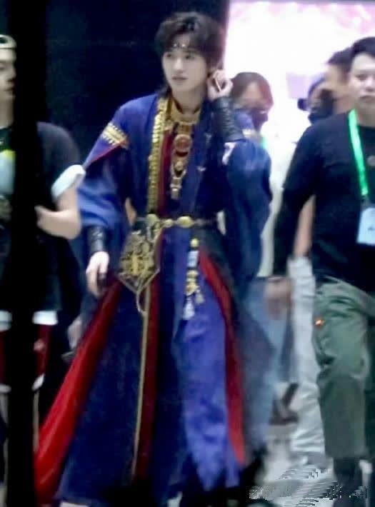 王牌最新路透照揭秘，小巷深處的獨特風(fēng)情