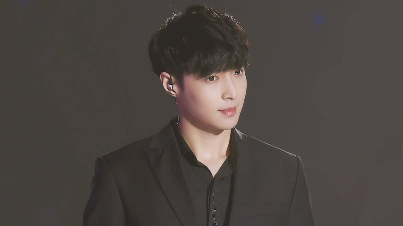 張藝興最新動(dòng)態(tài)更新，揭秘他的最新?tīng)顩r